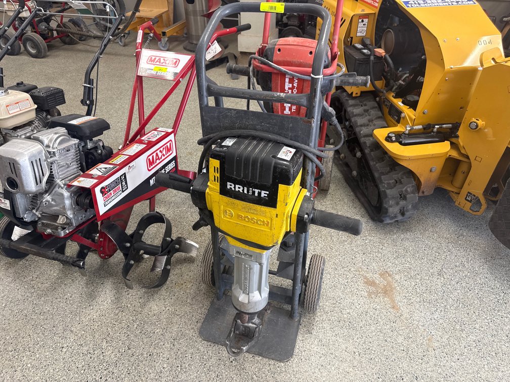 SR- Bosch Brute Jackhammer