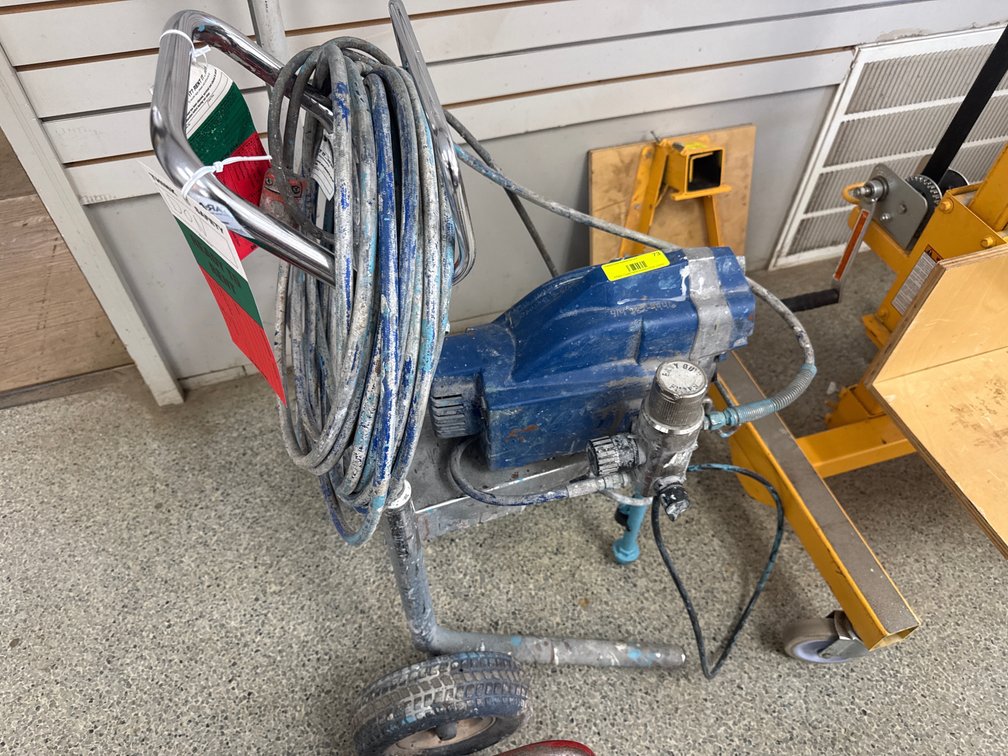 SR- Grayco 210ES Paint Sprayer
