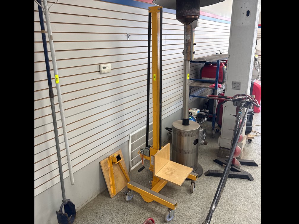 SR- Cabinet Lift 250LBS