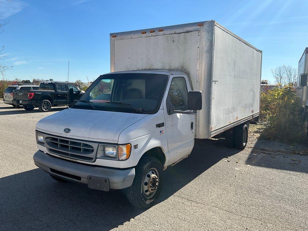 2000 Ford E-450 Van