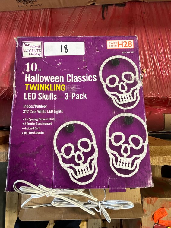 LED Twinkling Skulls
