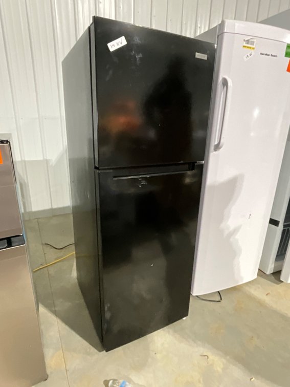 Vissani Fridge/Freezer Combo - Non running