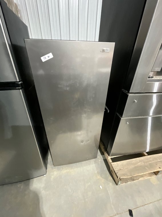 Vissani Standup Freezer