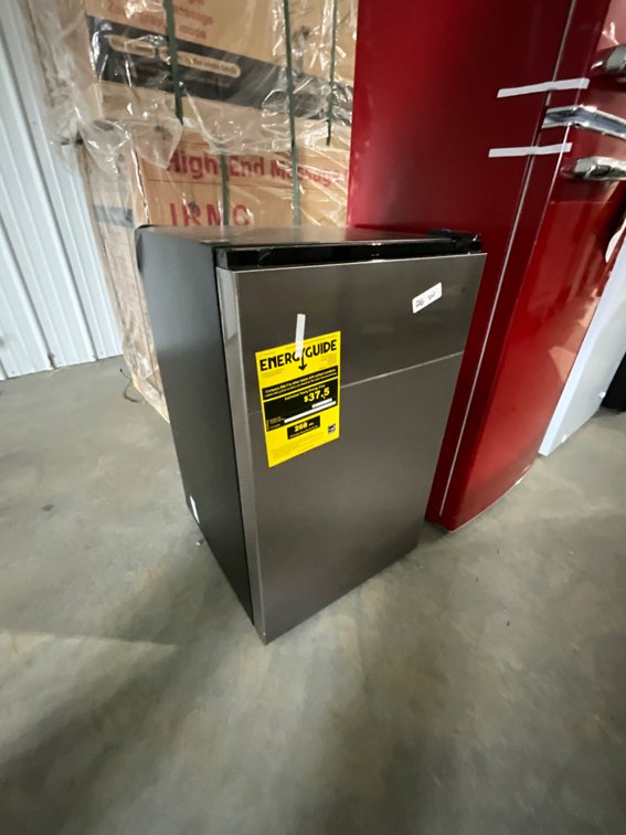 Vissani Fridge