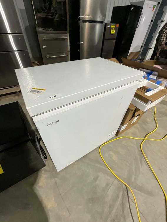 Vissani Chest Freezer