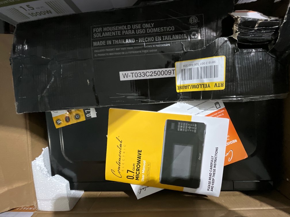 Continetal Electric Countertop Microwave Oven