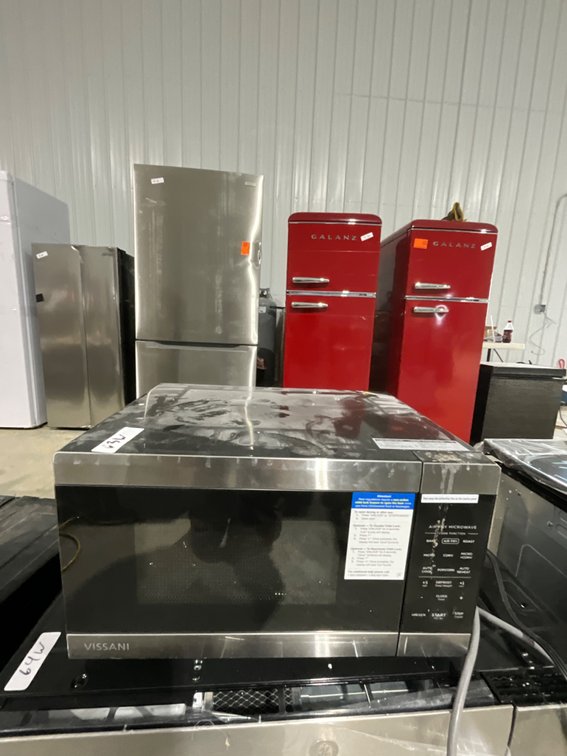 Vissani Countertop Microwave