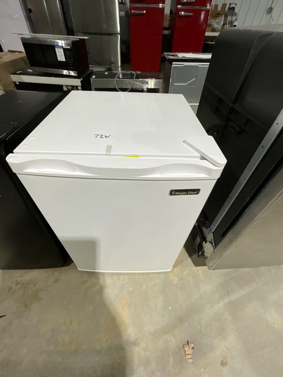 Magic Chef Mini Fridge