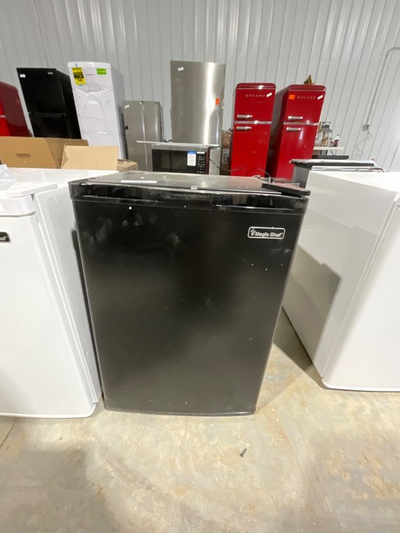 Magic Chef Mini Fridge