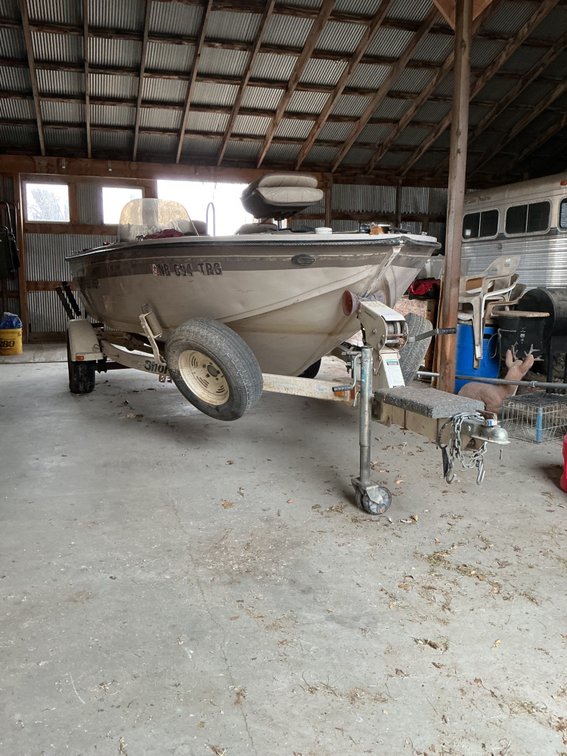 Crestliner 1850 Tournament Series Boat and Trailer