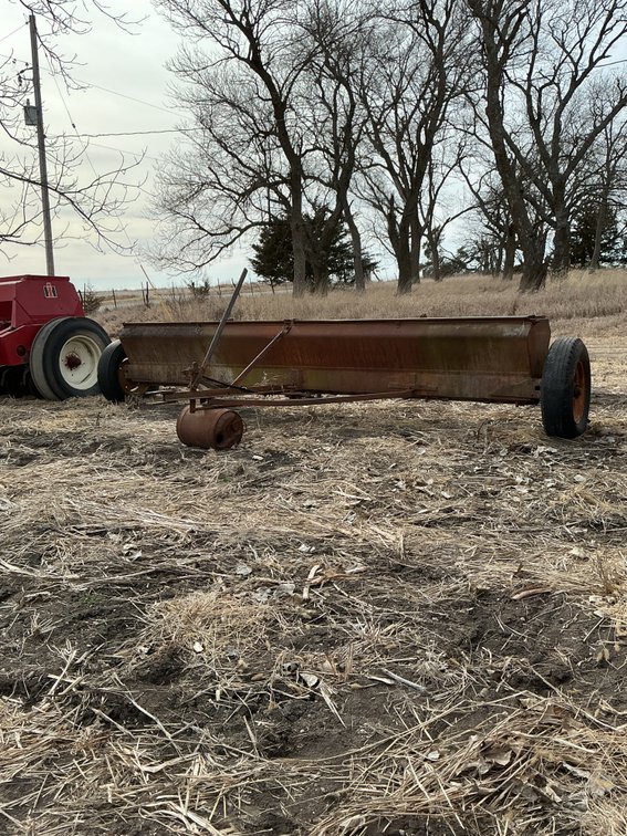 EZ Flo Spreader