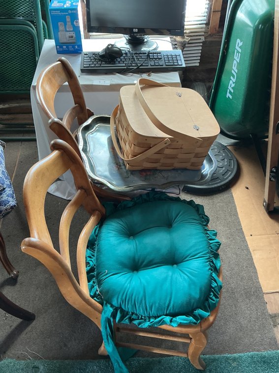 Chairs and Computer table