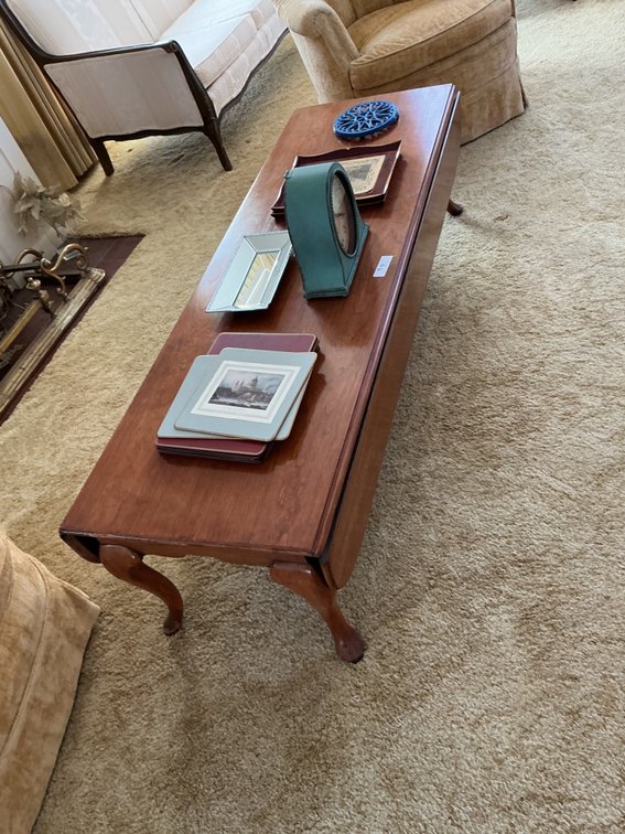 Coffee table w/contents