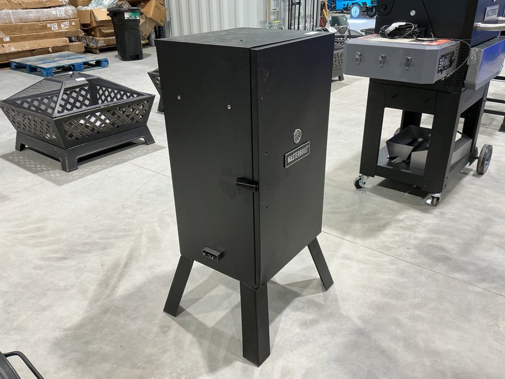 Masterbuilt Standup Smoker
