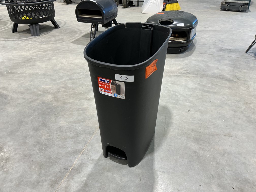 Hefty 12 Gallon Slim Trash Bin