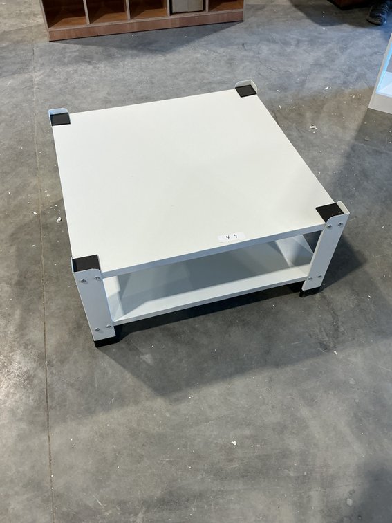 Square Table/Stand