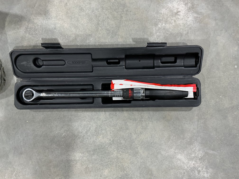 Husky 3/8" Drive Torque Wrench