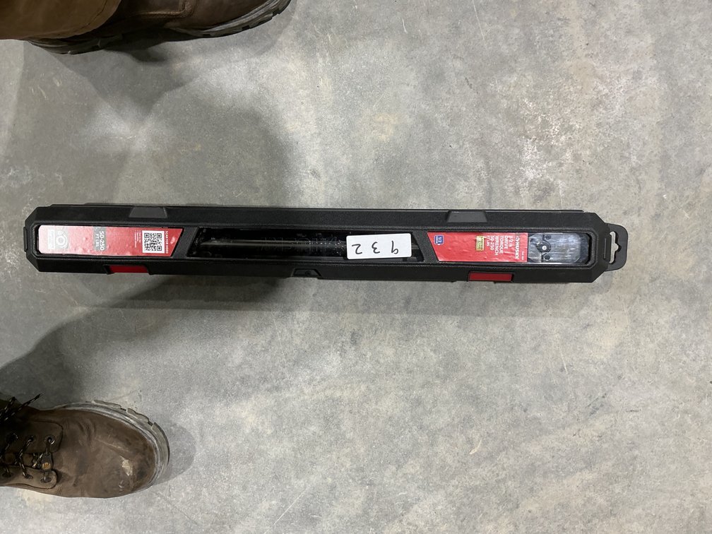 Husky 1/2" Drive Torque Wrench