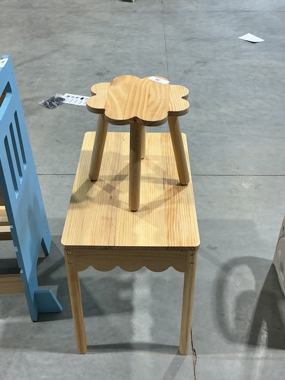 Kids Table