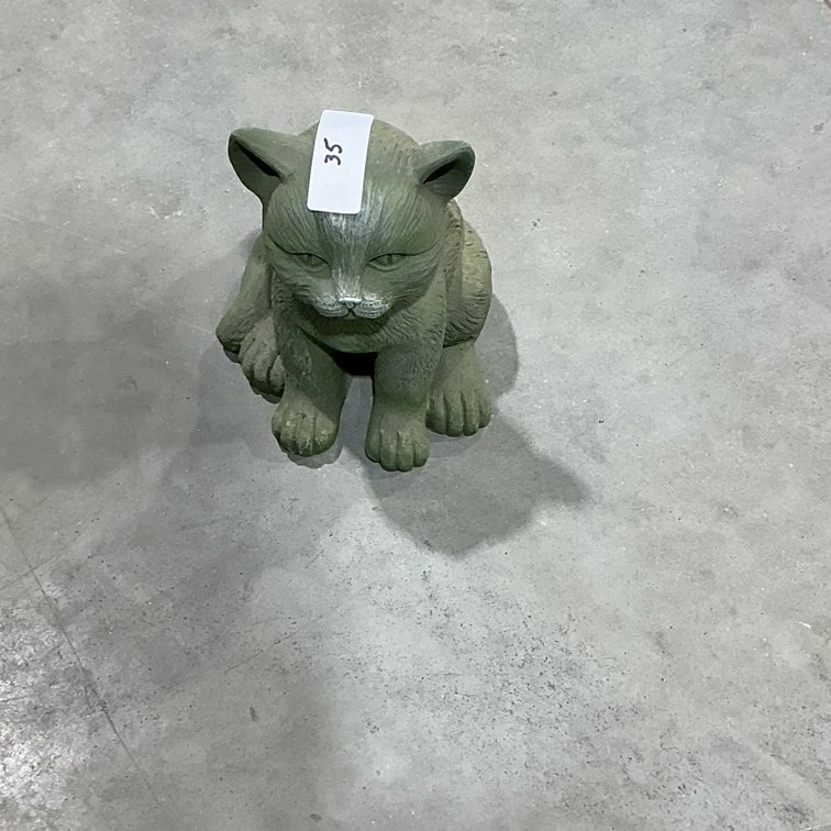 Cat Garden Statue