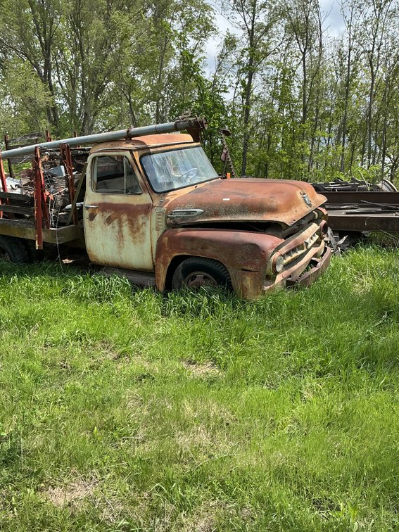 Ford F350 and Contents