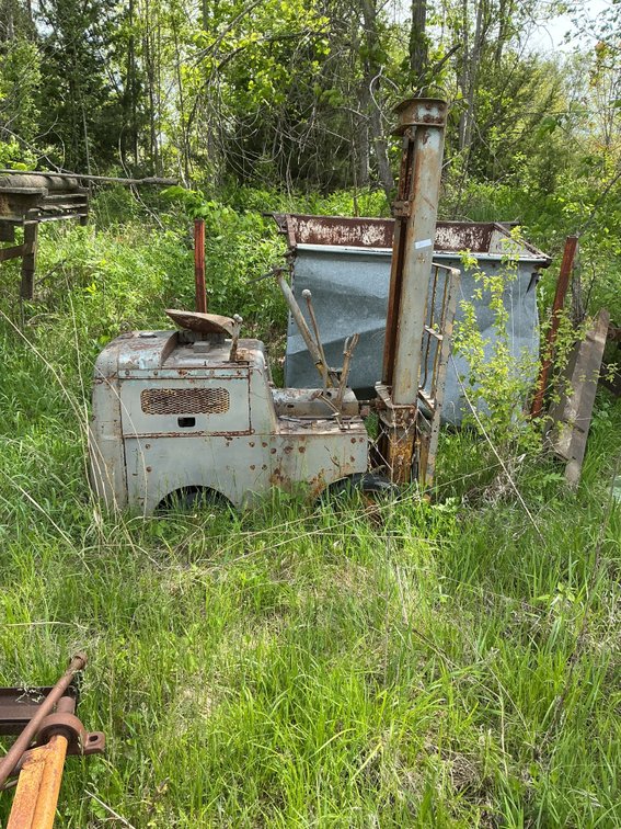 Clark Forklift