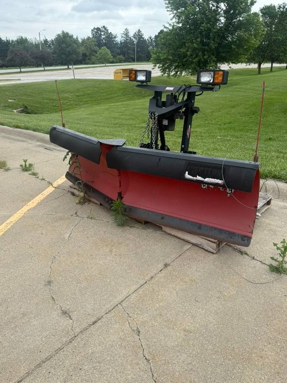 2004 Western V Snow Plow With Blade Mounts for Truck