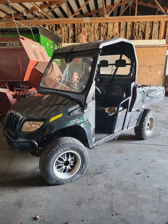Arctic Cat UTV Prowler HDX-XT-700 with Tilt Box and 2 Doors