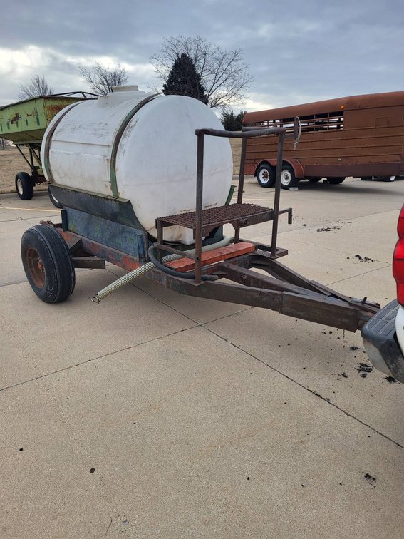 Shop-Built Trailer With 500-Gallon Plastic Tank and 12.5L-15 Tires