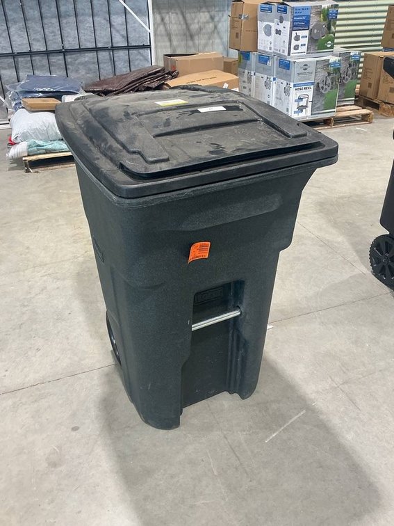 Toter 64-Gallon Trash Bin with Wheels