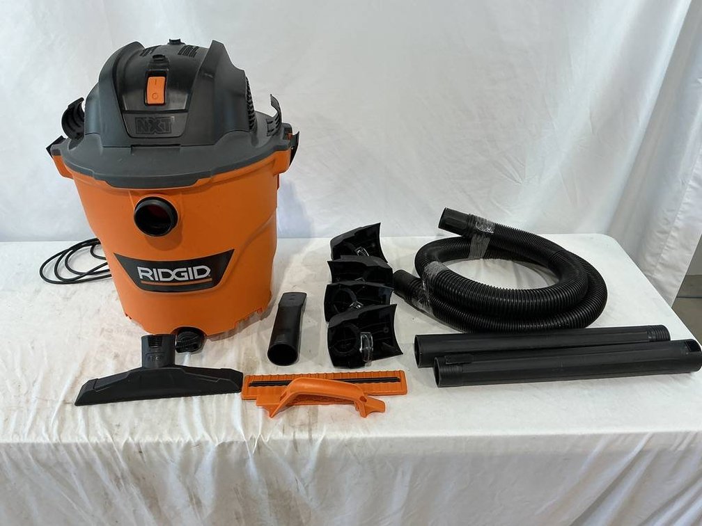 Rigid Wet/Dry Vac 12 Gallon, 5 Peak HP