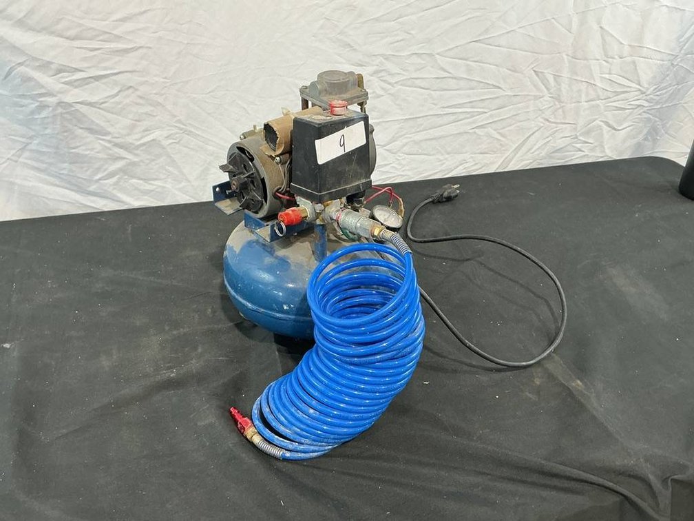 1.5 Gallon Air Compressor