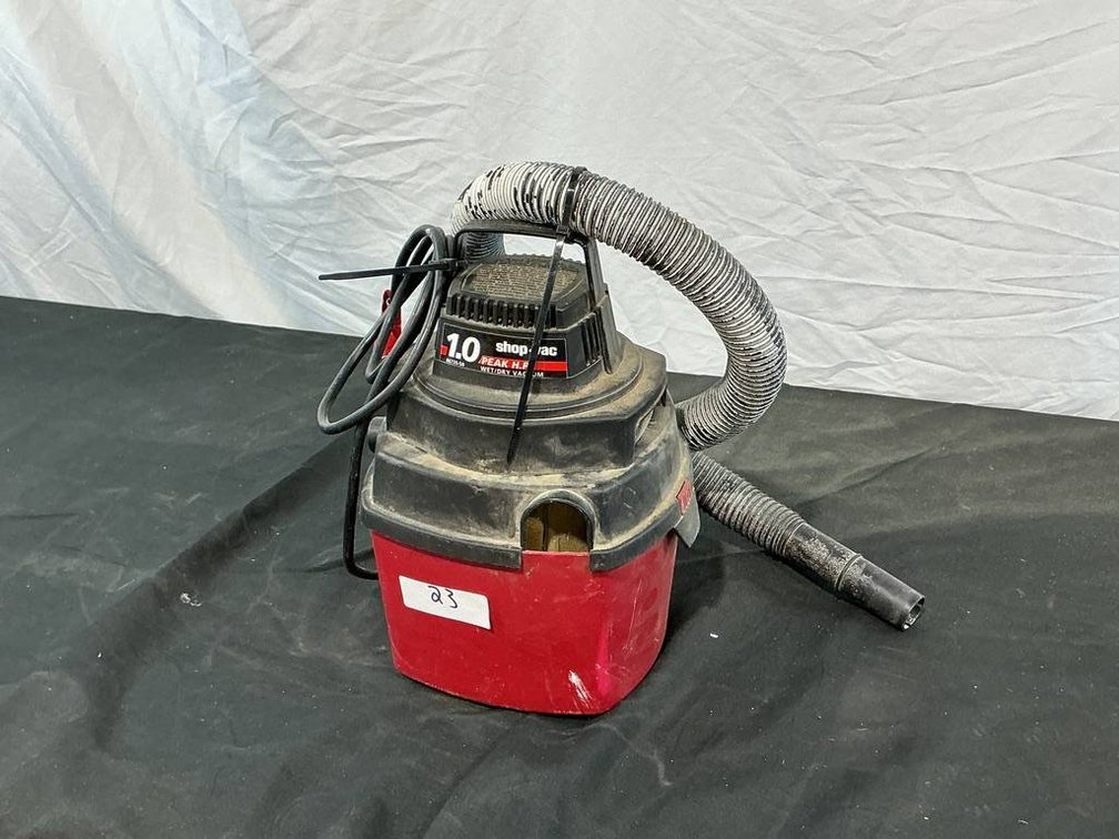 1 Gallon Wet/Dry Shop Vac