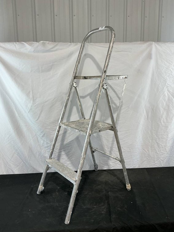 Folding Aluminum Step Stool