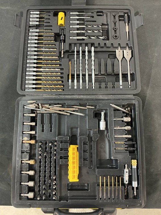 Stanley Mixed Drilling and Screwdriver Set