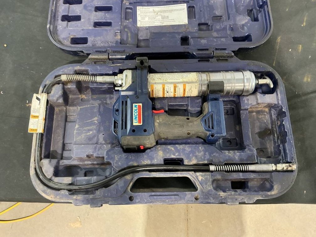 Lincoln Battery Powered Grease Gun