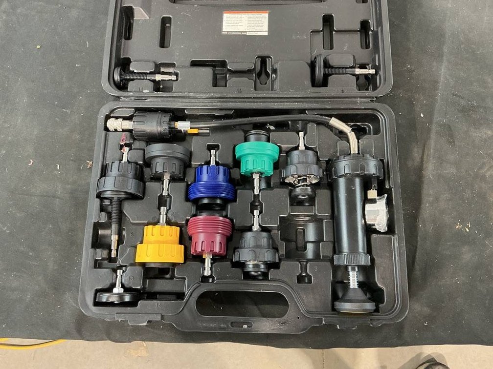 Pittsburgh Automotive Radiator Pressure Tester Kit