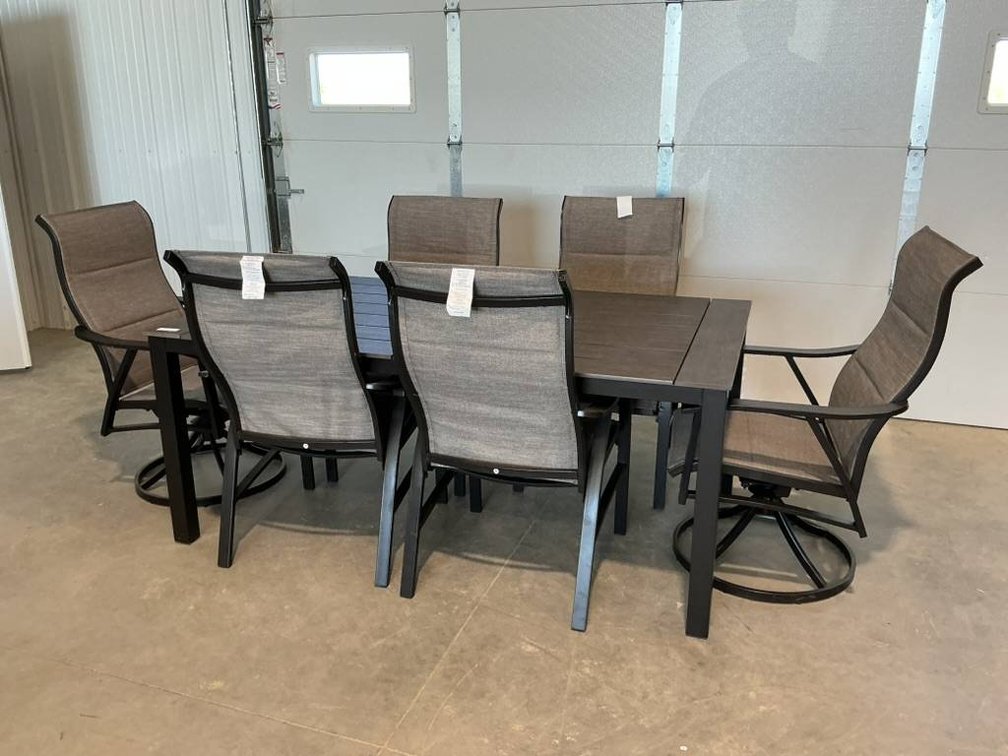7-Piece Outside Patio Hampton Bay Set