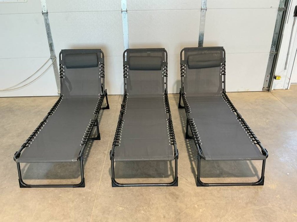 3 Outdoor Lounge Chairs