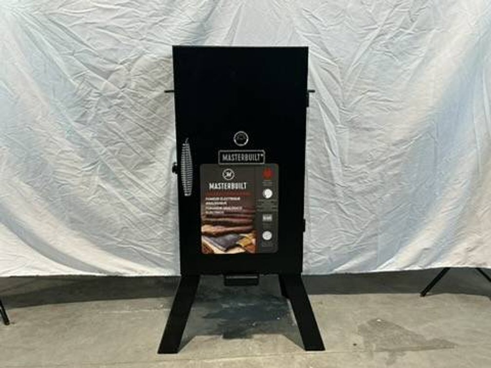 Masterbuilt Electric Smoker
