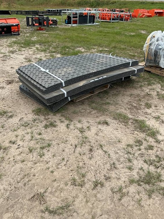 5- Unused 80"x40" Protection mats