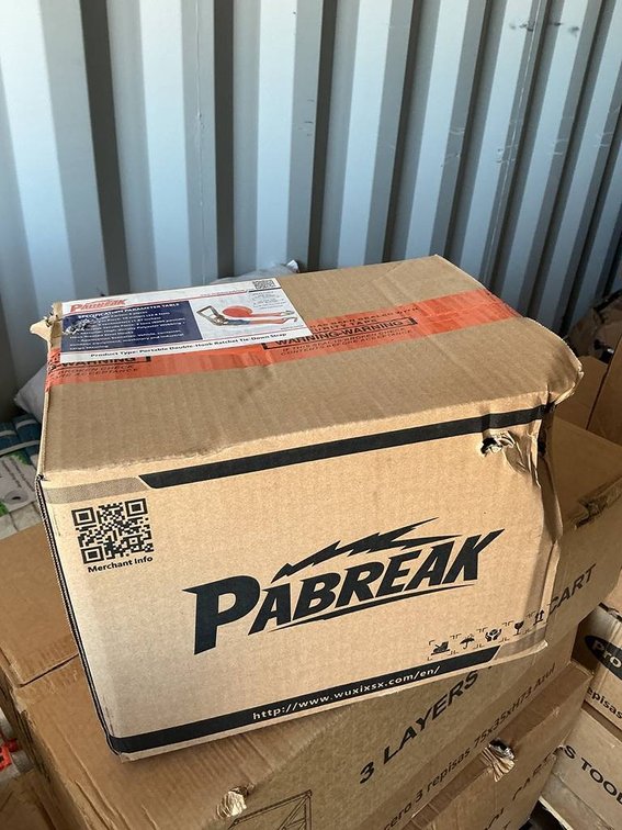Unused Pabreak 6-Piece Portable Double-Hook Ratchet Tie-Down Straps