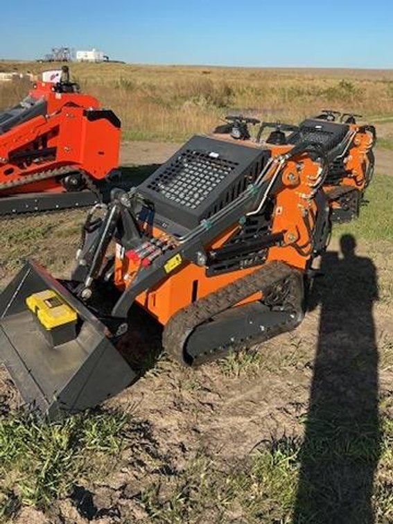 Unused 2026 ARTEER QB-480 Mini Skid Steer