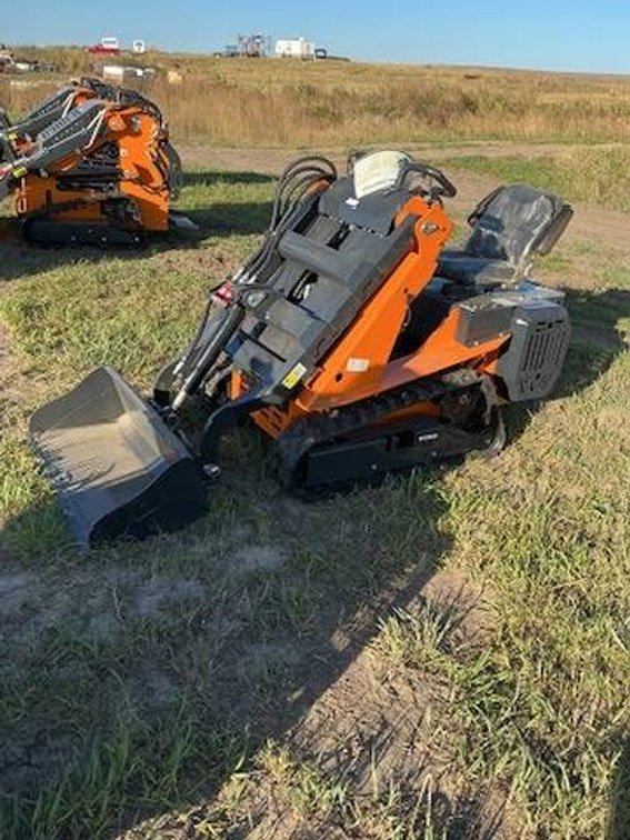 Unused 2026 LANDHONOR LHR-ME390 Ride On Mini Skid Steer