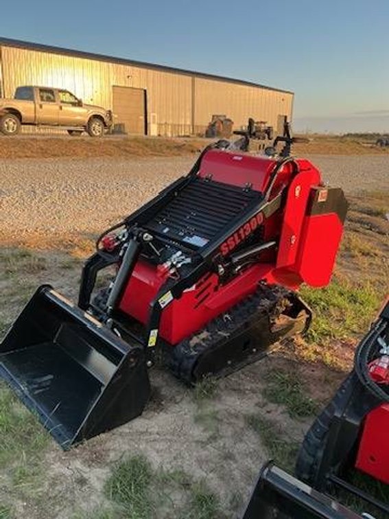 Unused 2026 SDLANCH SSL1300 Mini Skid Steer