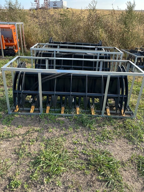 Unused ARTEER 78" Skid Steer Root Rake