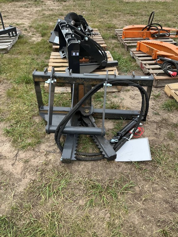Unused LandHonor Tree & Post Puller