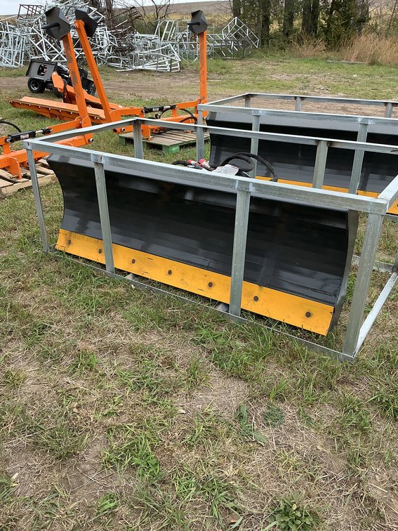 Unused Landhonor 80" Skid Steer Blade
