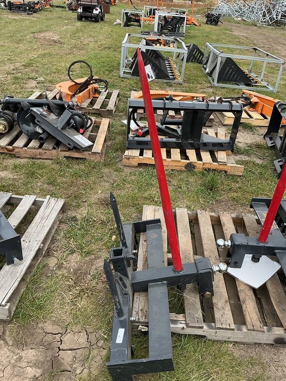 Unused Landhonor 3 PT Hitch Receiver & Bale Spears