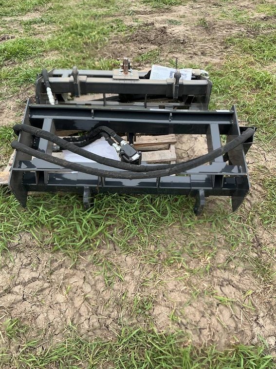 Unused ARTEER Skid Steer 3 PT Hitch Adapter